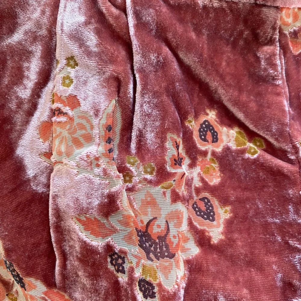 Anthropologie Floral Burnout Velvet Pants size S new with tag - Picture 9 of 9